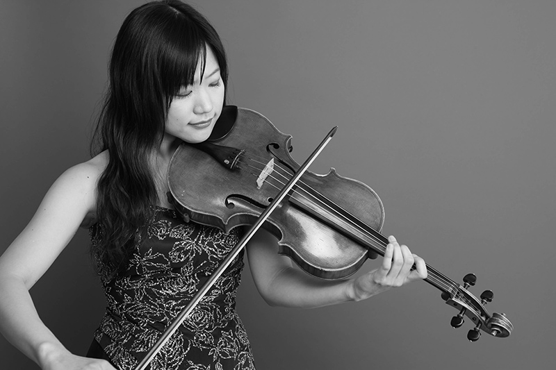 武本 秀美（VIOLA）