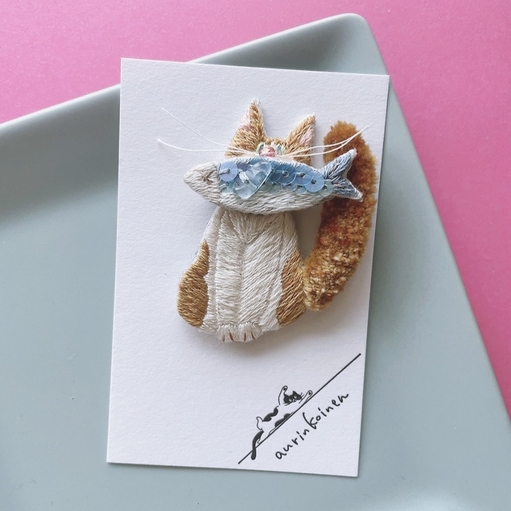 ☆ブローチ☆ ピノキオ茶猫レジン