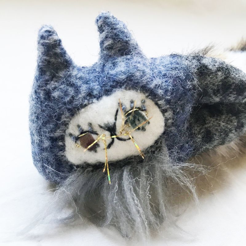 手描き泥棒3子作戦会議中ヘアゴムブローチレジン猫うさぎ